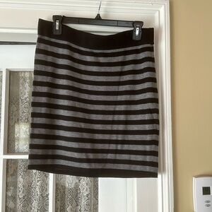 Express gray and black sweater mini skirt.  Size medium.